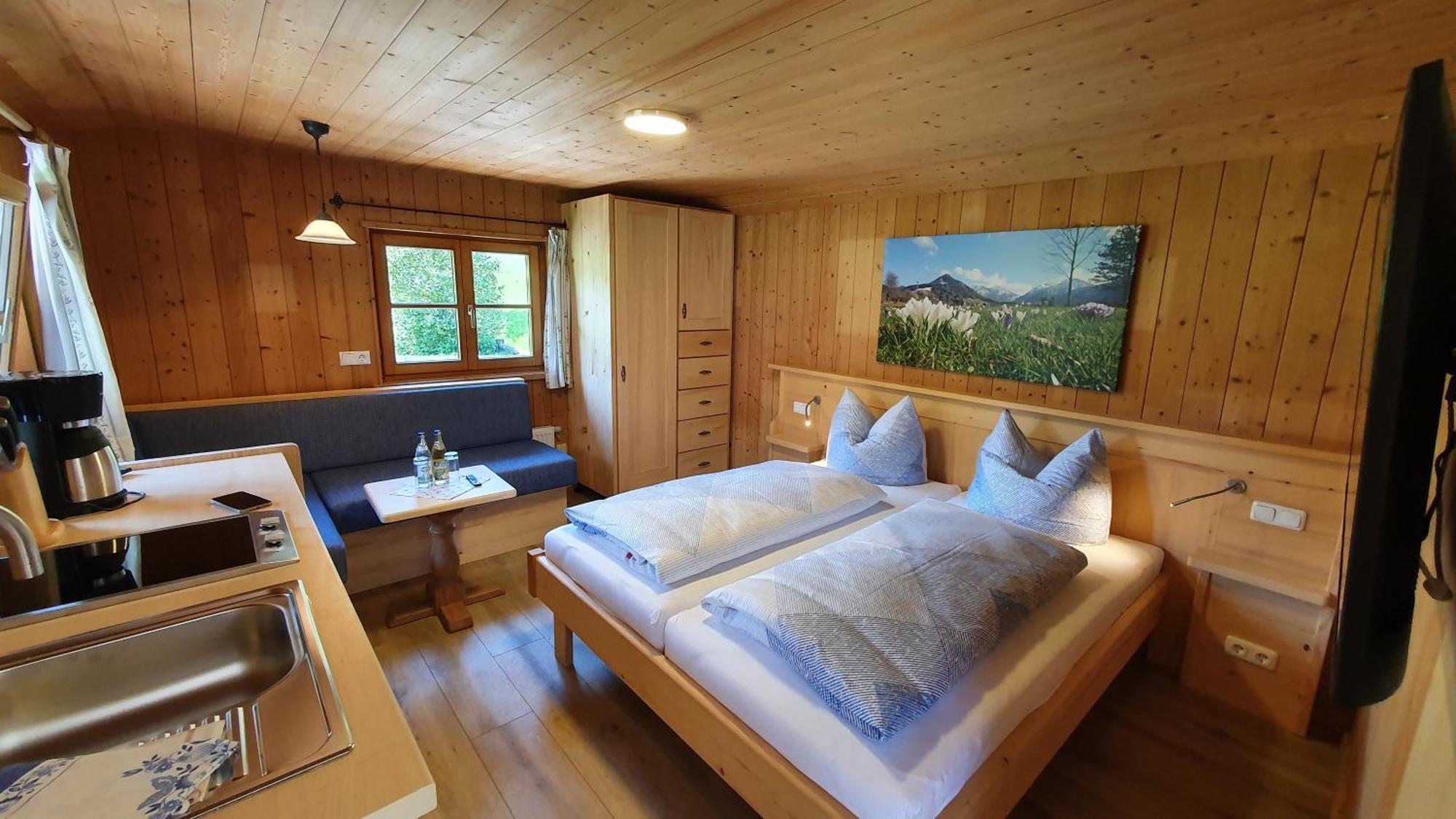 Der Anderlbauer Am See Schliersee Room photo